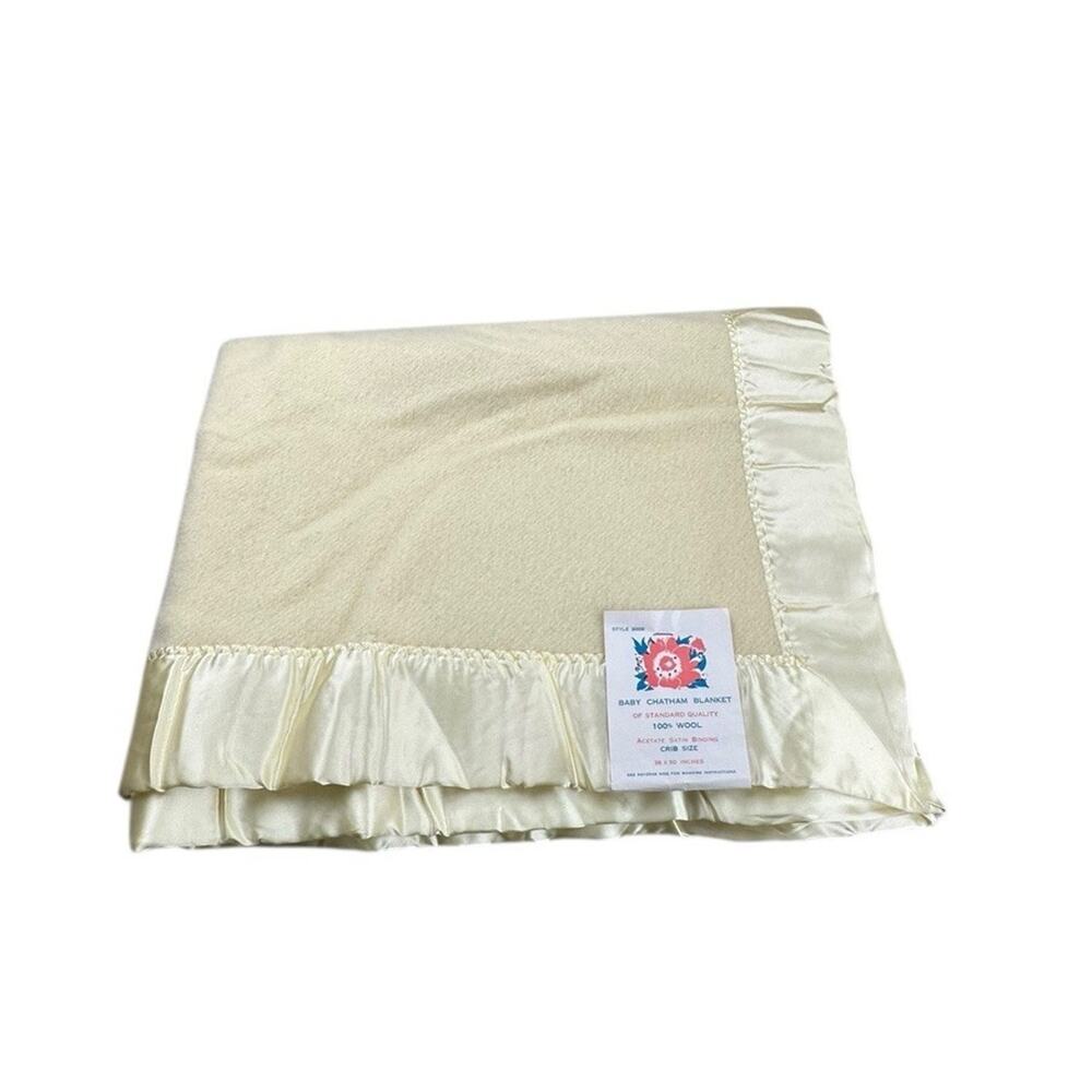 VTG Baby Chatham Blanket Yellow 100% Wool Satin Trim 36x50” Solid Color New